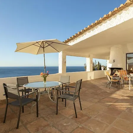 Casa Lobo - With Unique View And Privat, Heated Pool
