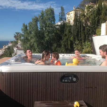 Villa Casa Lobo - With Unique View And Privat, Heated Pool